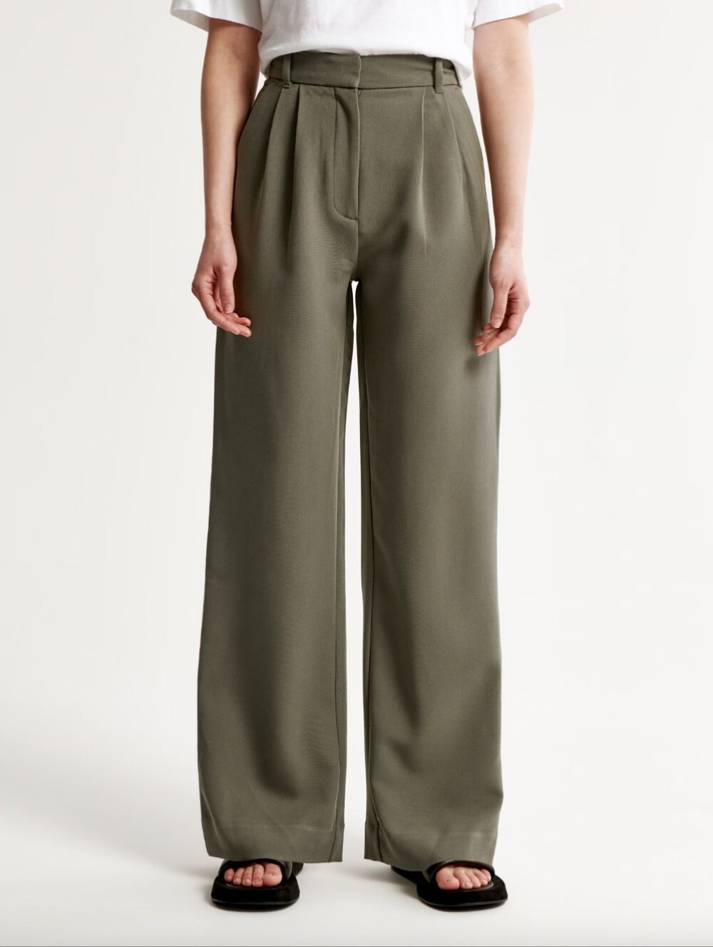 Abercrombie & Fitch Olive Green Wide Leg Pleated Pants Size 6S / 28 - Picture 1 of 7